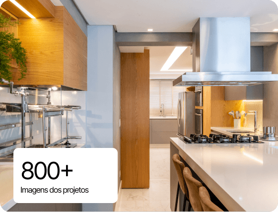 Cozinha em madeira com ilha, marcada com 800 imagens de projetos